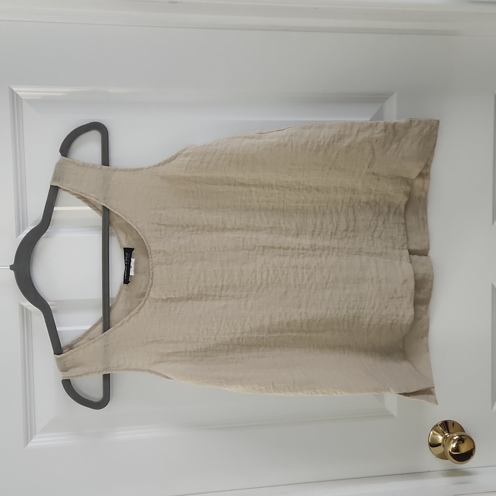 Sophie Finzi top